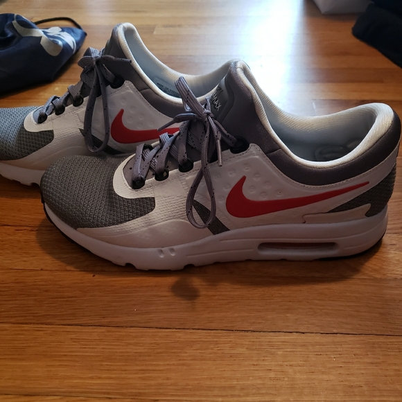 air max zero id